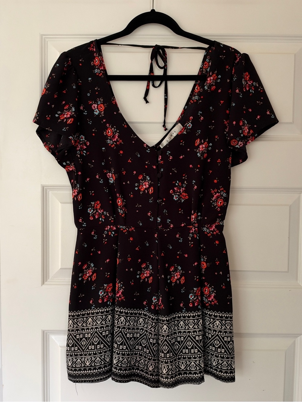 Floral V-Neck Short Sleeve Romper